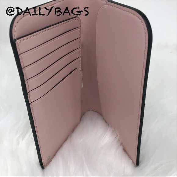 KATE SPADE PENGUIN CROSSBODY BLACK FROSTY PASSPORT - Picture 7 of 8